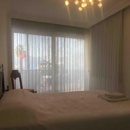 Lejlighed Red, Sea View Flat