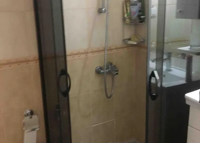 Red, Sea View Flat *